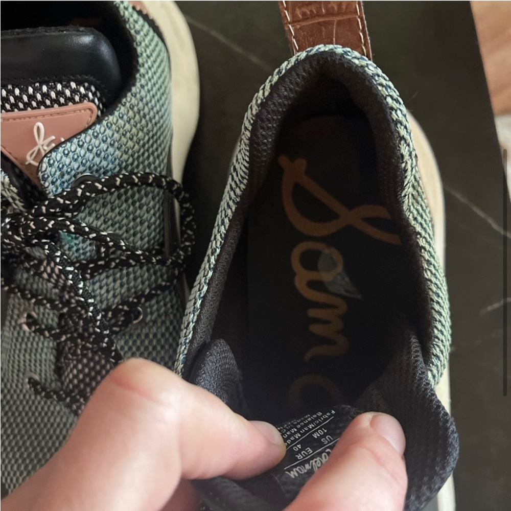 Sam Edelman - Picture 2 of 5